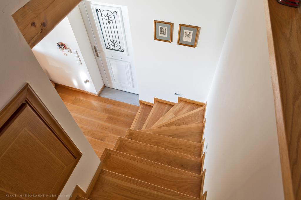 Villa Mos Kalamáta Buitenkant foto