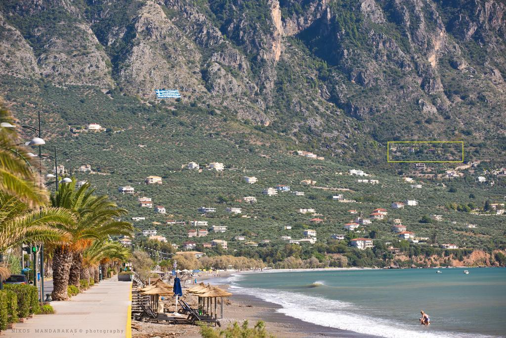 Villa Mos Kalamáta Buitenkant foto