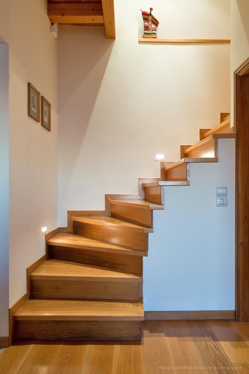 Villa Mos Kalamáta Buitenkant foto
