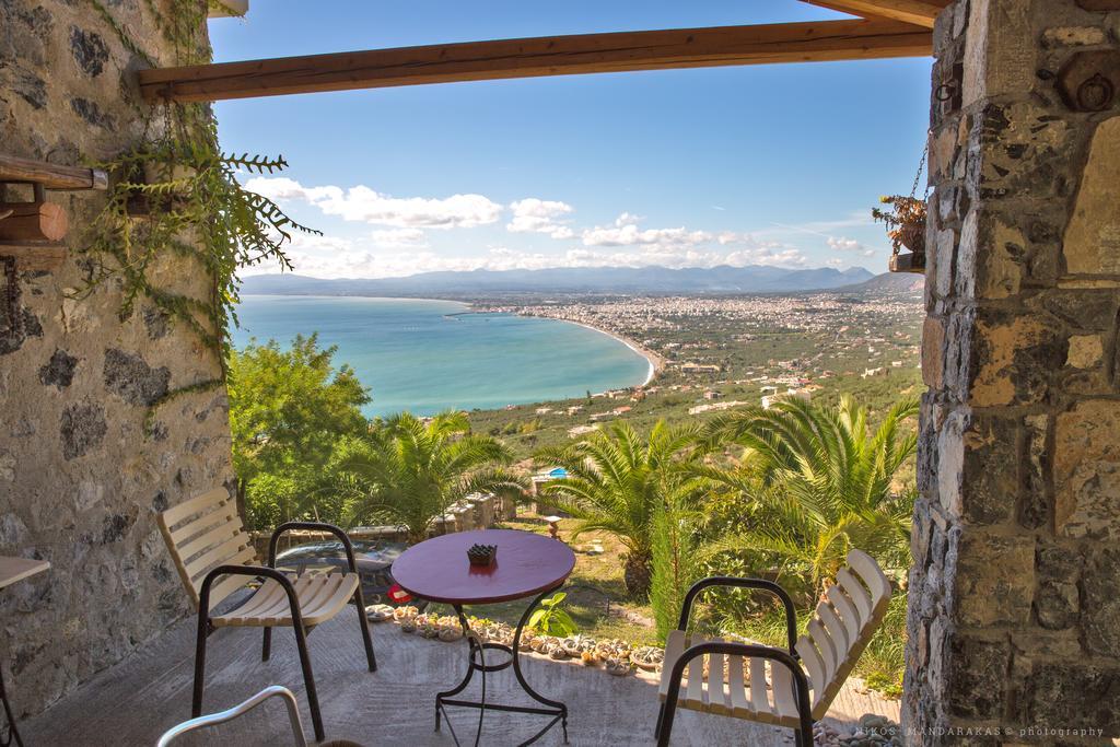 Villa Mos Kalamáta Buitenkant foto
