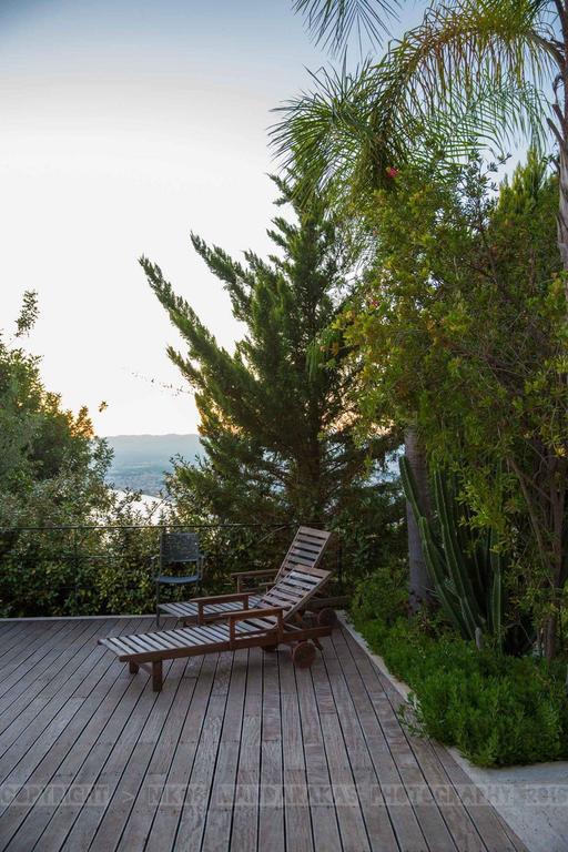 Villa Mos Kalamáta Buitenkant foto